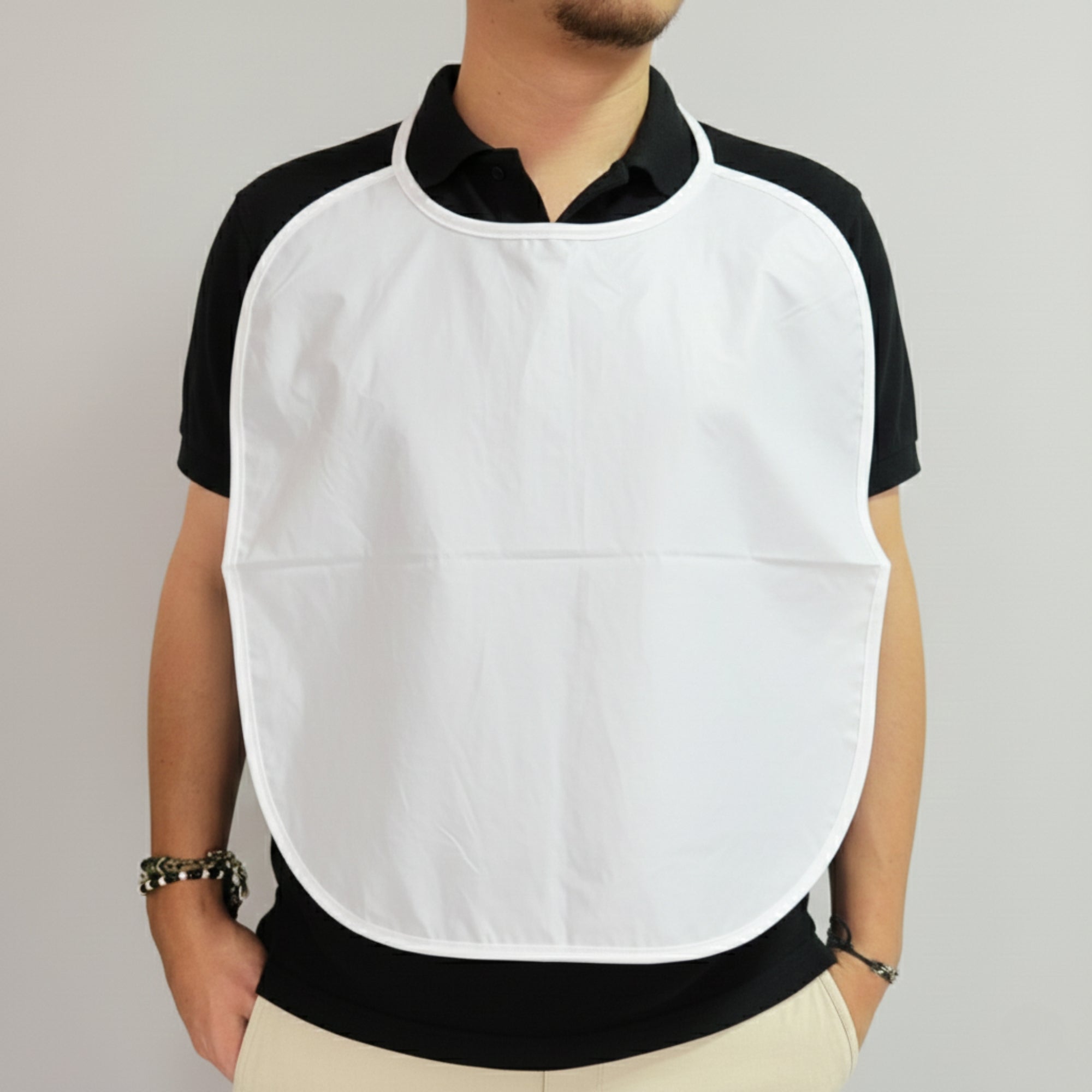 Babero plástico omi en suaviplast (c4)