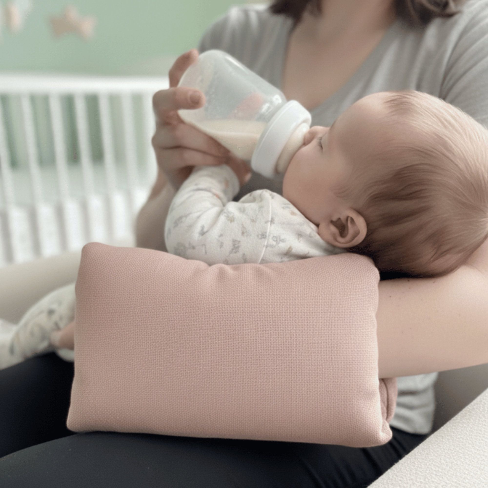 Almohada de brazo para lactancia